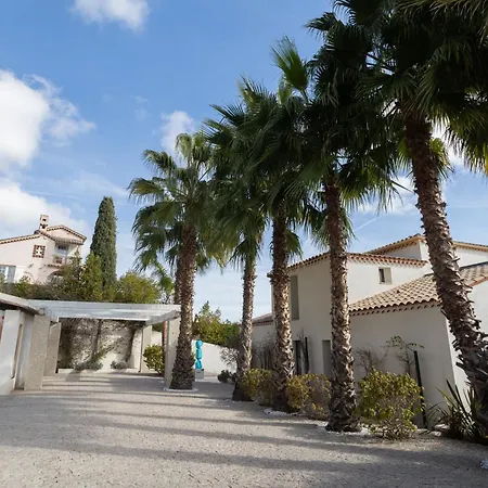 Villa Luxurious 4-bed With Panoramic Views